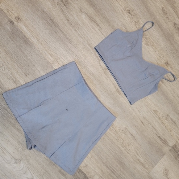 Top & Skirt Shorts Set/outfit/trendy/fashion - Picture 4 of 7